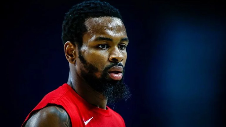 «Μετακομίζει στον Ερυθρό Αστέρα ο Κέβιν Πάντερ»