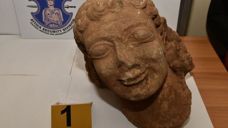 Κόρινθος: Πουλούσε Κούρο του 6ου π.Χ. για 500.000 ευρώ