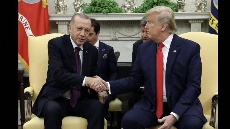 «Τρικλοποδιά» Τραμπ στο νομοσχέδιο για τις κυρώσεις στην Τουρκία