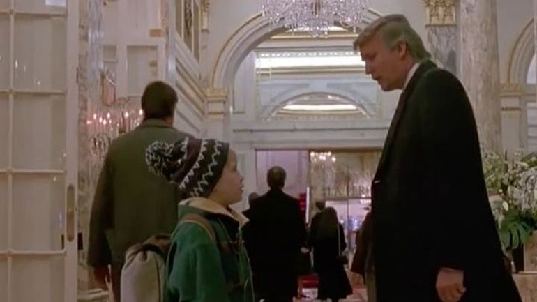 Τραμπ:  «Τιμή μου που συμμετείχα στο Μόνος στο σπίτι 2»