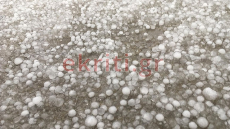 Το έστρωσε με… χαλάζι μέσα στο Ηράκλειο