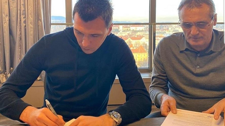 Ο Μάντζουκιτς υπέγραψε στην Αλ Ντουχάιλ