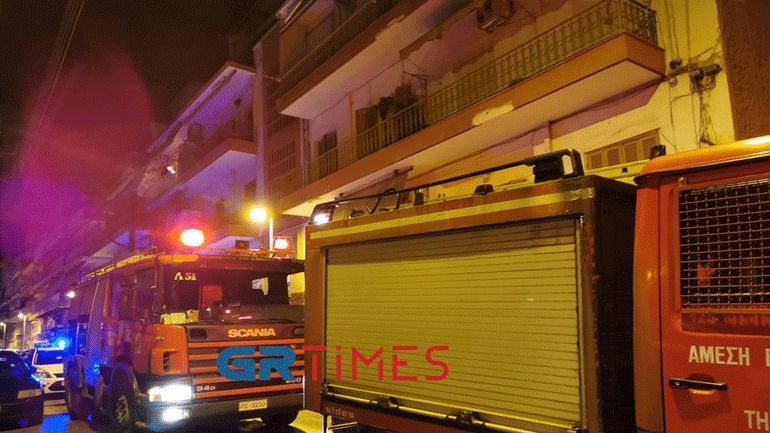 Φωτιά σε διαμέρισμα στη Θεσσαλονίκη