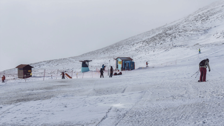 Πέλλα: Άνοιξε το χιονοδρομικό κέντρο Βόρας – Καϊμάκτσαλαν