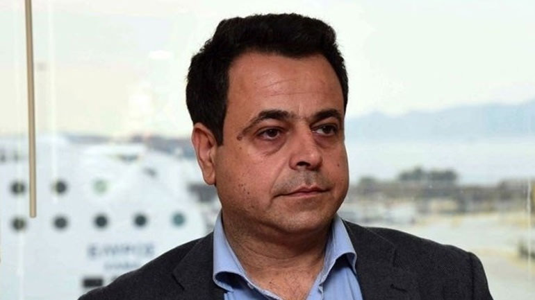 Σαντορινιός: Σαν αλεξιπτωτιστής και μόνο για να βγάλει φωτογραφίες πήγε στην Κάσο ο κ. Μητσοτάκης