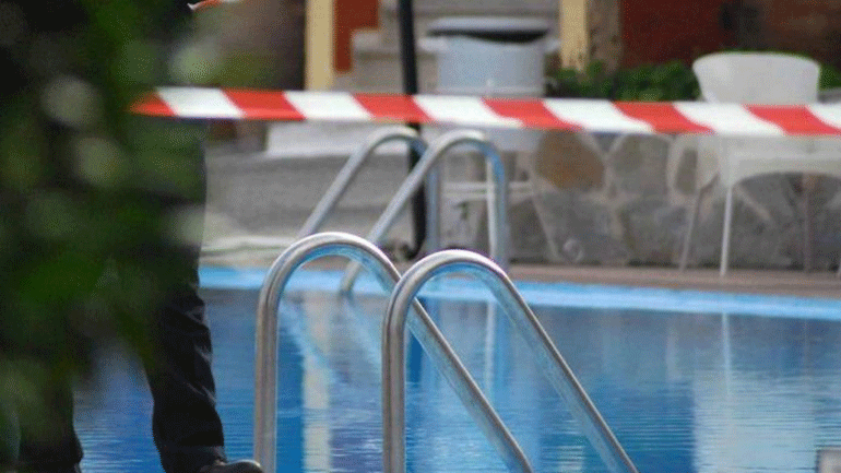 Ισπανία: Ο πατέρας και τα δύο παιδιά του που πνίγηκαν σε πισίνα δεν γνώριζαν κολύμπι