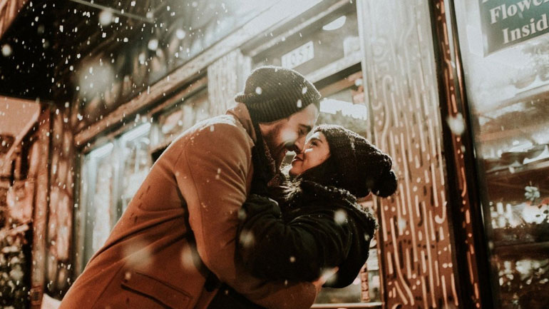 Πώς θα βγάλετε τη σχέση σας από τη ρουτίνα;