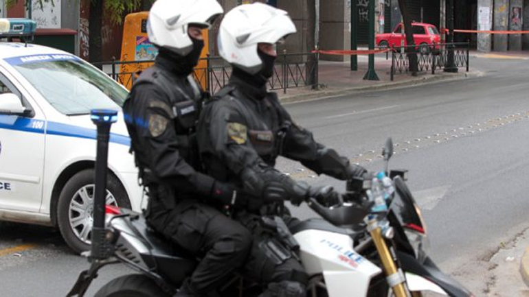 Άγρια καταδίωξη στο Χαϊδάρι: Ύποπτος εμβόλισε τρία αυτοκίνητα