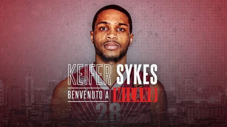 Ανακοίνωσε την απόκτηση του Κίφερ Σάικς η Αρμάνι Μιλάνο