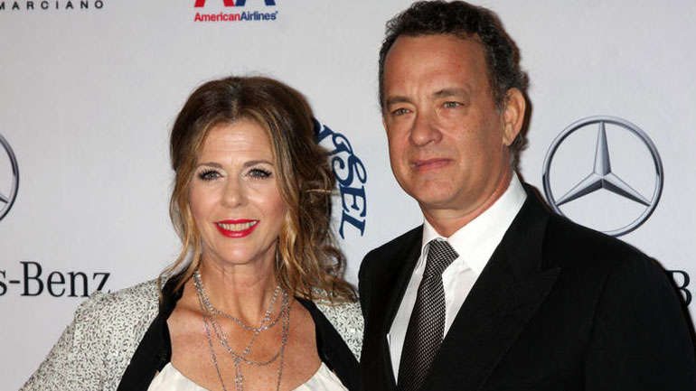 Τιμητική πολιτογράφηση του Τομ Χανς από τον Παυλόπουλο