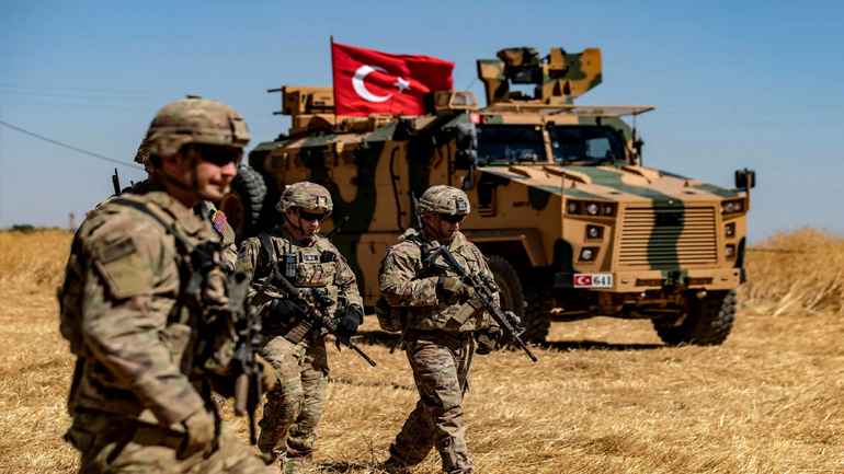 Bloomberg: «Αντάρτες» από τη Συρία στέλνει η Τουρκία κόντρα στον Χαφτάρ