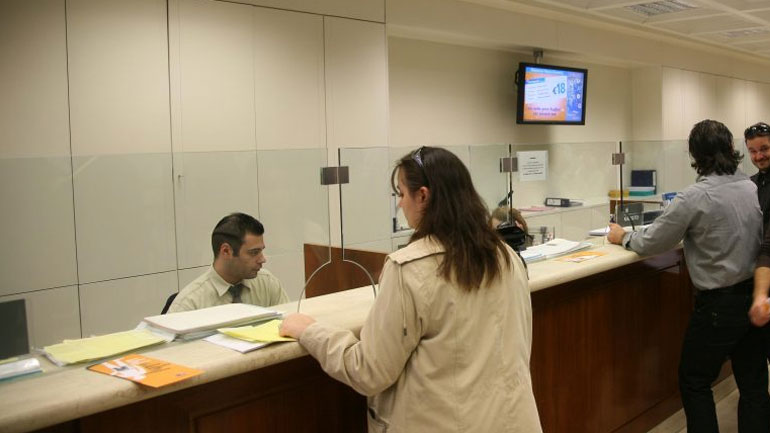 Τον Ιανουάριο ο προοδευτικά ακατάσχετος λογαριασμός