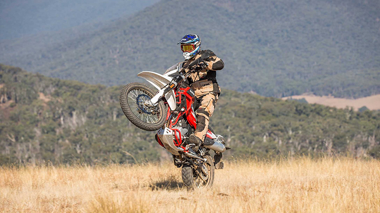 SWM Superdual X: Είναι Enduro και το δείχνει