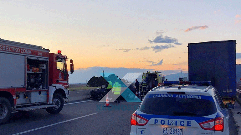 Κομοτηνή: Σύγκρουση αυτοκινήτου με νταλίκα – Δύο νεκροί