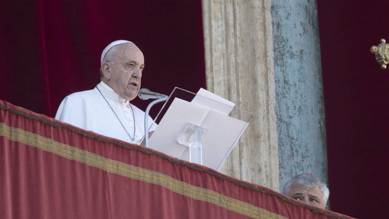 Ο πάπας Φραγκίσκος ζητεί από τις οικογένειες των πιστών να κλείσουν το κινητό και να αρχίσουν τον διάλογο