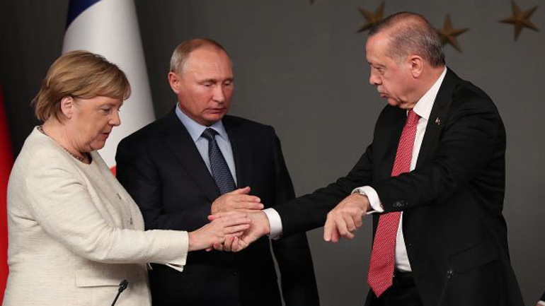 Επικοινωνία Μέρκελ με Πούτιν και Ερντογάν για τη Λιβύη