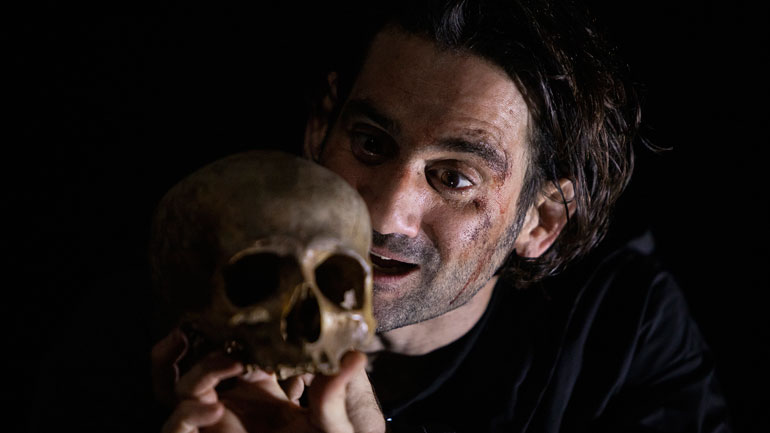 «Άμλετ» σε σκηνοθεσία Κατερίνας Ευαγγελάτου στο «Αμφι-θέατρο Σπύρου Ευαγγελάτου»