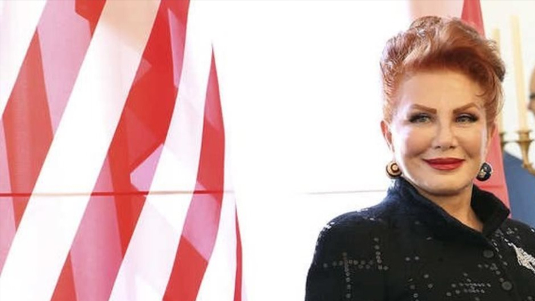 «Χίτλερ και Στάλιν συνωμότησαν για να ξεκινήσουν τον  Β΄ Παγκόσμιο Πόλεμο» λέει πρέσβειρα των ΗΠΑ