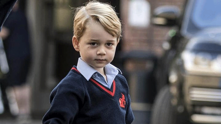 Ο Πρίγκιπας George ξυπνά κάθε πρωί ακούγοντας αυτό το τραγούδι