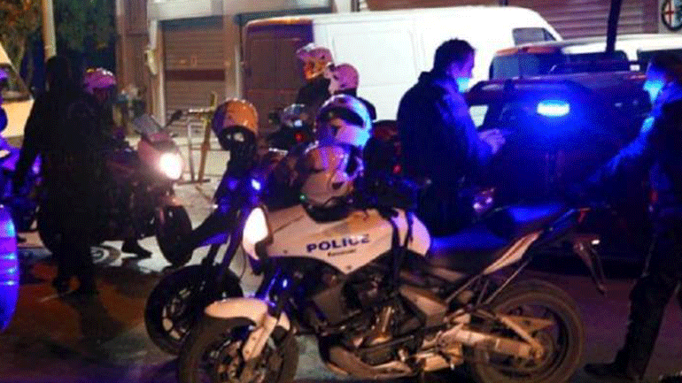 Πάτρα: Άνδρας τραυμάτισε τον πατέρα του – Τον ακινητοποίησαν αστυνομικοί