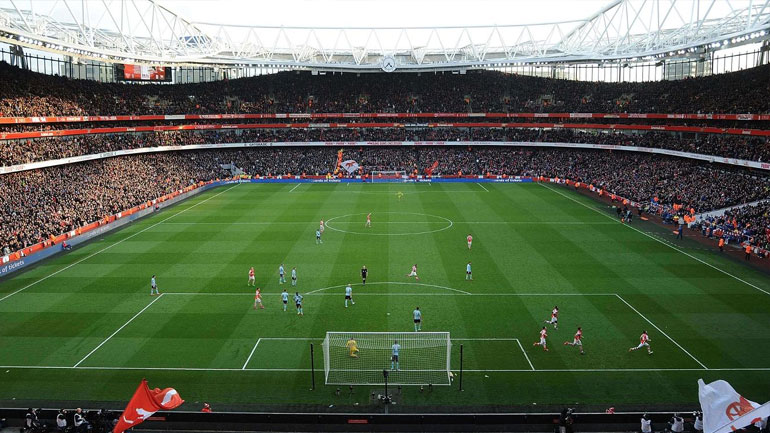 Πρωτοχρονιά με ντέρμπι στην Premier League