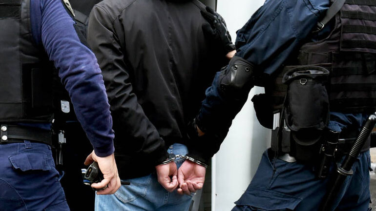 Ρόδος: Συνελήφθησαν 9 άτομα για συμμετοχή σε παράνομα τυχερά παιχνίδια