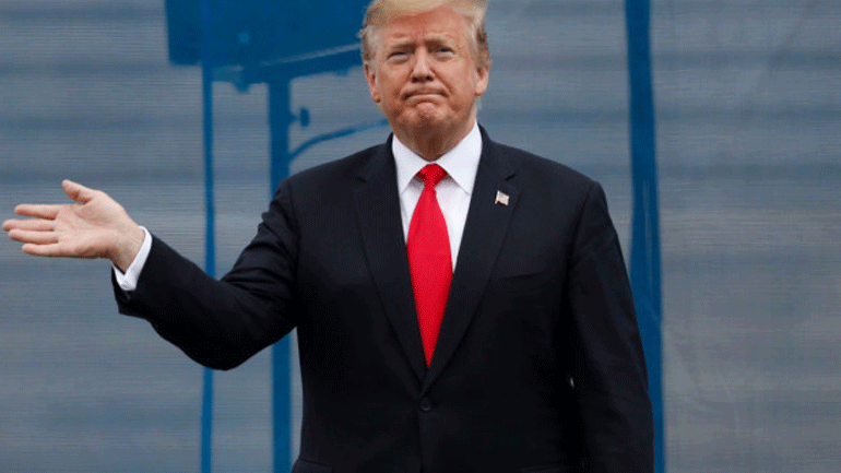 Μετά την απειλή του εναντίον του Ιράν, ο Τραμπ διαβεβαιώνει πως δεν θέλει πόλεμο με την Ισλαμική Δημοκρατία