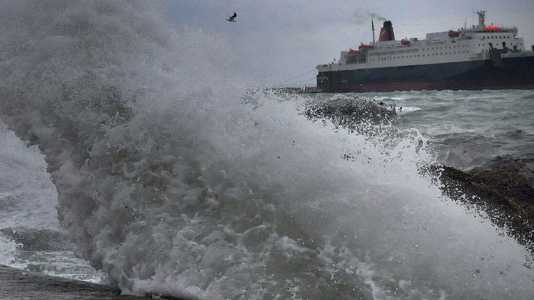 Προβλήματα στις ακτοπλοϊκές συγκοινωνίες λόγω ισχυρών ανέμων