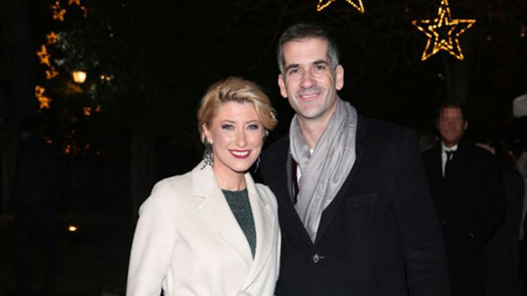 Σία Κοσιώνη – Κώστας Μπακογιάννης: Υποδέχτηκαν μαζί το 2020 στο κέντρο της Αθήνας!