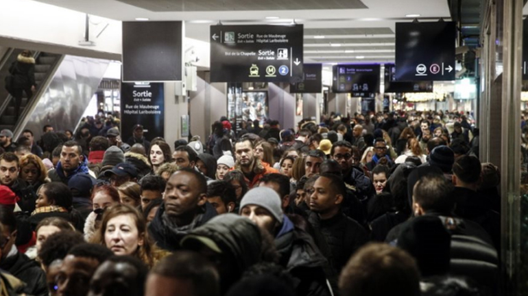 Γαλλία: Η απεργία στις μεταφορές είναι η πιο μακροχρόνια των 30 τελευταίων ετών