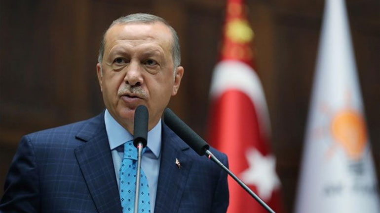 Ο Ερντογάν λέει ότι έως και 250.000 άνθρωποι εγκαταλείπουν την Ιντλίμπ κατευθυνόμενοι προς την Τουρκία