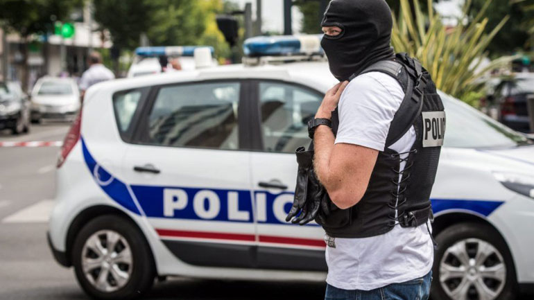 Πυροβολισμοί στο δημαρχείο της πόλης Ντρο στη Γαλλία