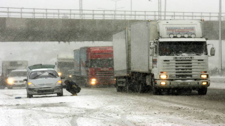 Απαγόρευση κυκλοφορίας φορτηγών άνω του 1,5 τόνου σε Αττική οδό, δυτική περιφερειακή Υμηττού και περιφερειακή Αιγάλεω