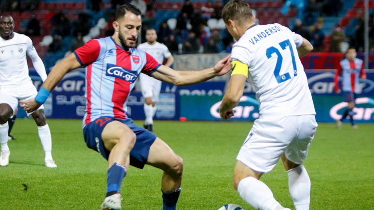 Νικήτρια στη Νέα Σμύρνη η Λαμία, 1-0 τον Πανιώνιο