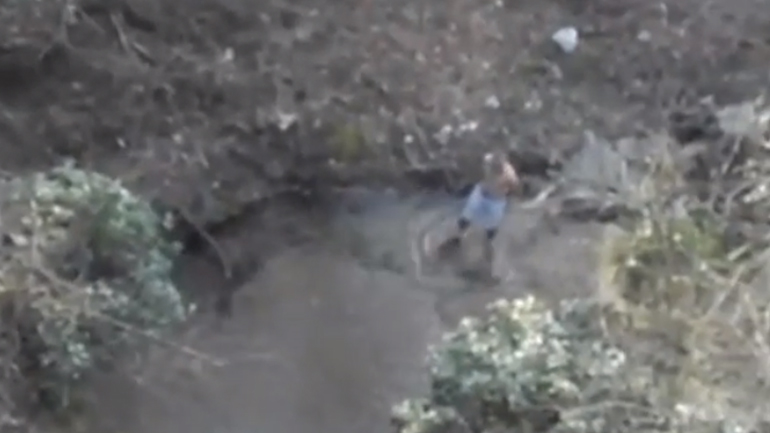 Θεοφάνεια για έναν… γενναίο στην Ξάνθη: Δείτε τον μοναδικό κολυμβητή να πιάνει τον Σταυρό