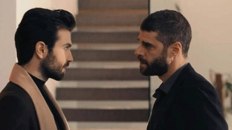 8 Λέξεις: Η Ιφιγένεια συνεχίζει τον εκφοβισμό στην Τόνια