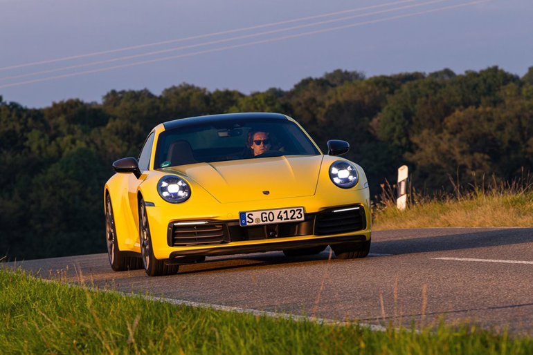 Οι πωλήσεις της Porsche σημείωσαν άνοδο της τάξης του 50% (στη φωτό η 911)