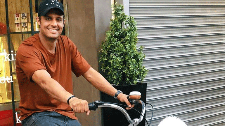 Σάββας Πούμπουρας: Ποζάρει αγκαλιά με τη νεογέννητη κόρη του!