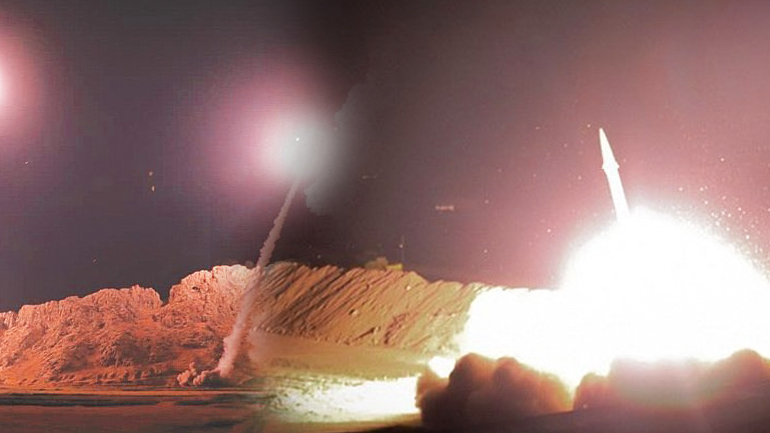 Οι Φρουροί της Επανάστασης έπληξαν βάσεις των ΗΠΑ στο Ιράκ Οι Φρουροί της Επανάστασης έπληξαν βάσεις των ΗΠΑ στο Ιράκ