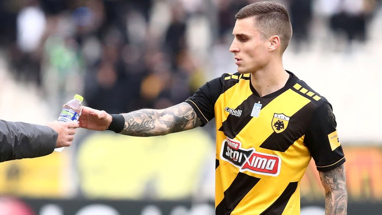 ΑΕΚ: Αμφίβολος εν όψει ΠΑΟΚ ο Βράνιες