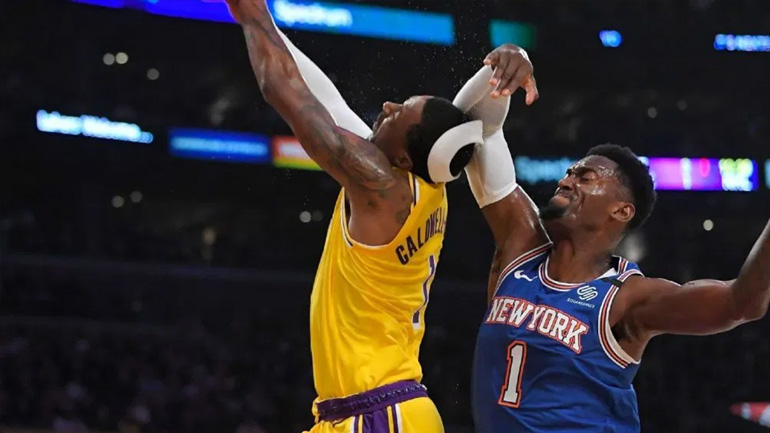 Ο Πόρτις χτύπησε τον Κάλντγουελ-Πόουπ και αποβλήθηκε