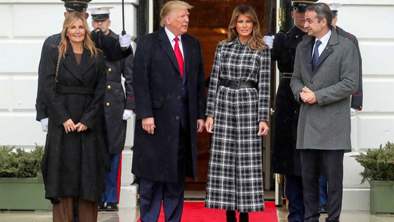 Μαρέβα Μητσοτάκη-Melania Trump: Οι στυλιστικές τους επιλογές κατά τη συνάντηση στον Λευκό Οίκο
