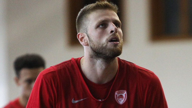 Ανακοίνωσε την επιστροφή Χαραλαμπόπουλου ο Ολυμπιακός