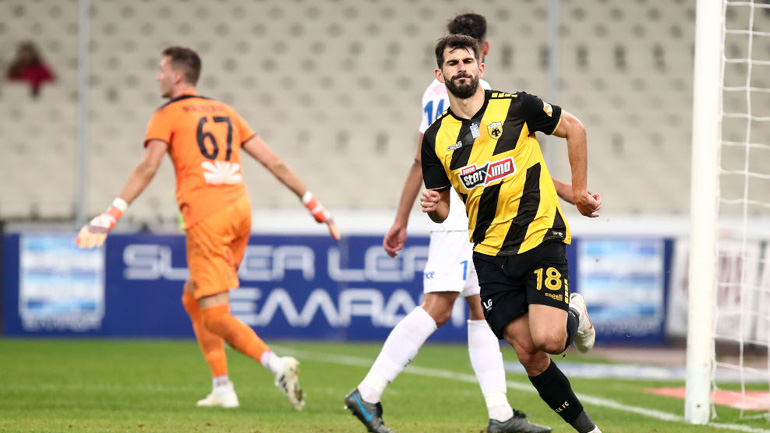 Super League: Ο Ολιβέιρα παίκτης του μήνα για τον Δεκέμβριο