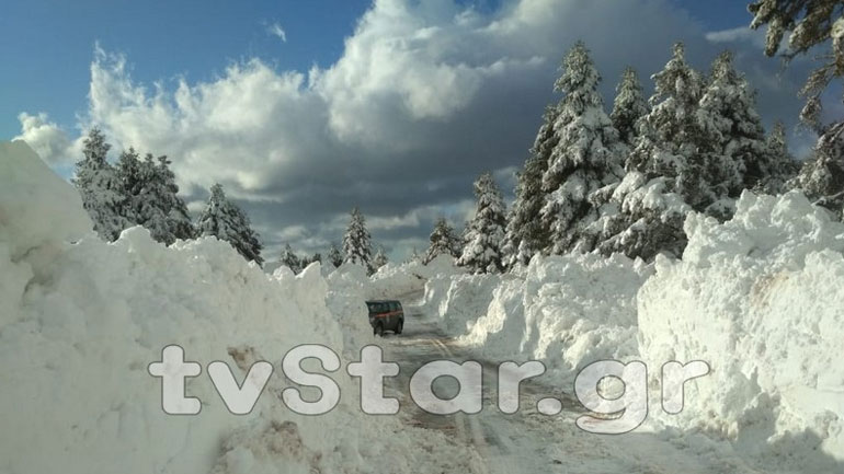 Τρεις ημέρες χωρίς ρεύμα χωριό της Εύβοιας