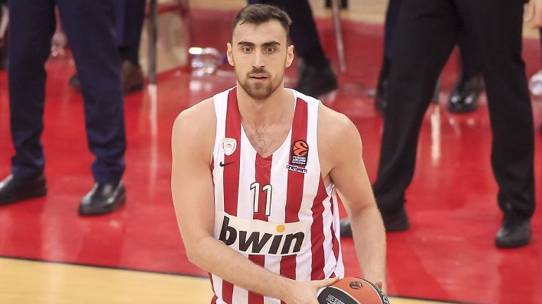 Ολυμπιακός: Ακολούθησε μέρος της προπόνησης ο Μιλουτίνοφ