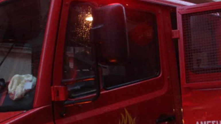 Εμπρηστικές επιθέσεις σε δύο καταστήματα στην Κυψέλη