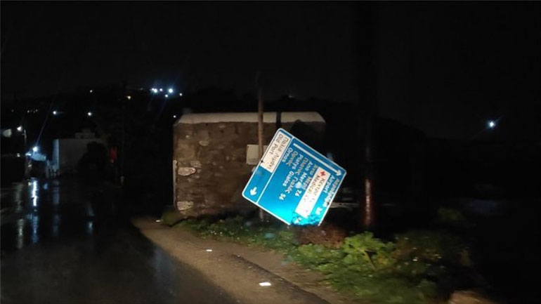 Εικόνες Αποκάλυψης στη Μύκονο από την κακοκαιρία