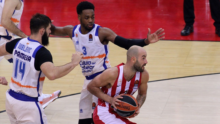 Mε στόχο το «διπλό» ο Ολυμπιακός κόντρα στη Βαλένθια