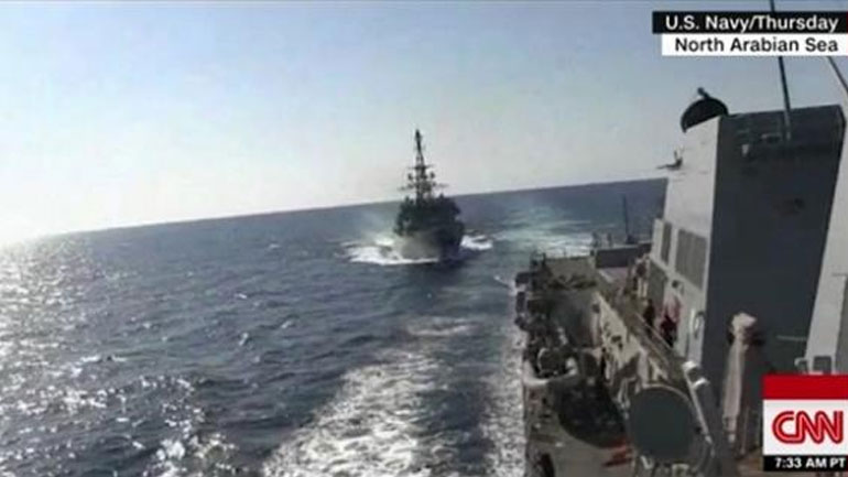 «Θερμό» επεισόδιο στην Αραβική Θάλασσα μεταξύ αμερικανικών και ρωσικών πολεμικών πλοίων